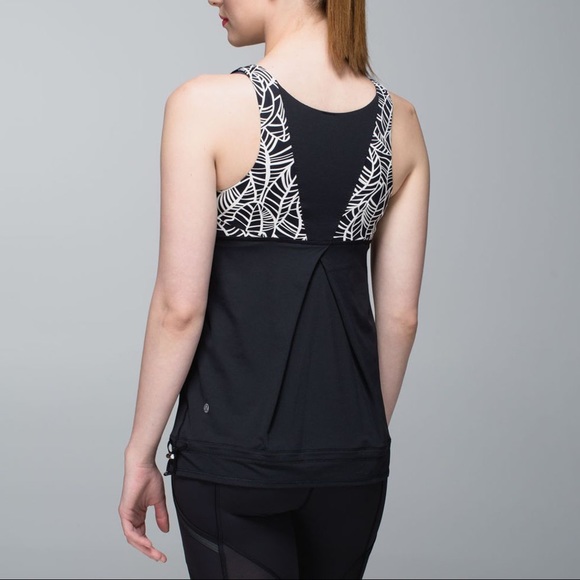 Lululemon Athletica Run: Ta Ta Topper Black/Pretty Palm Angel Wing Tank size 6 - Picture 2 of 15